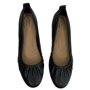 NEW Women's Clarks Sara Ballet Flat Black Size 9